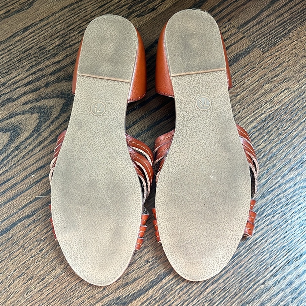 Universal Thread Brown Woven Leather D'Orsay Flats - Picture 2 of 3